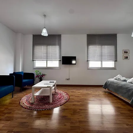 Apartament Lovely In *